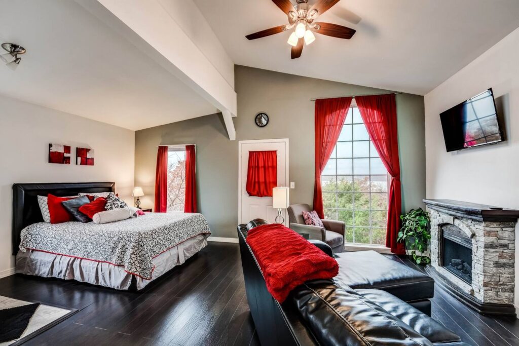 Eufaula luxury treehouse, Stigler, Oklahoma airbnb